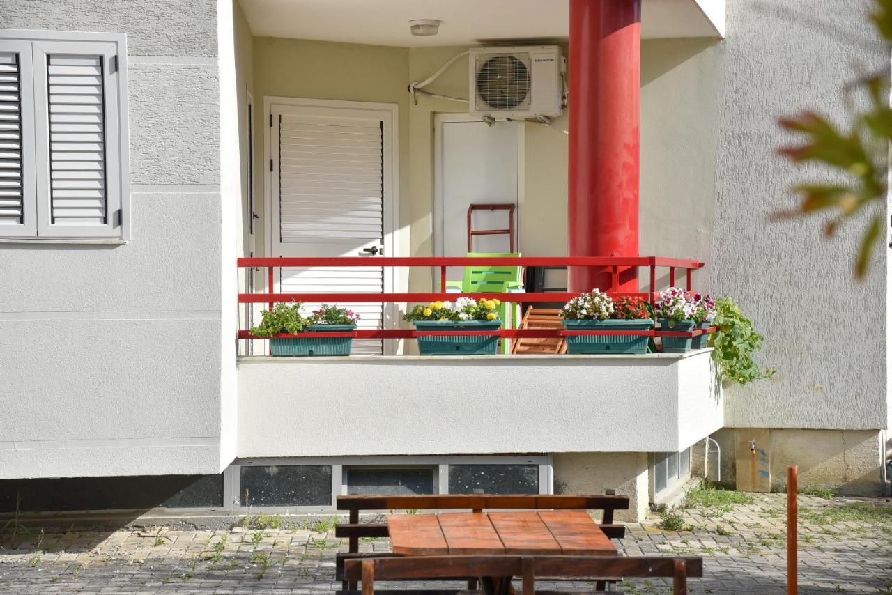 Flowers Apartments Golem  Eksteriør bilde